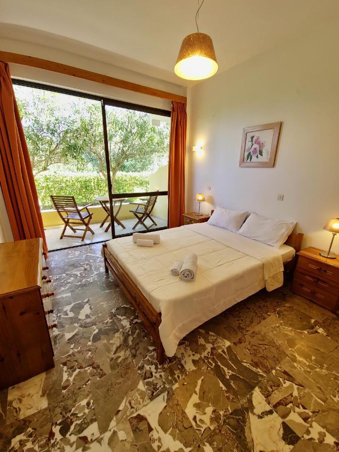 Apartment Alexandra 6 *